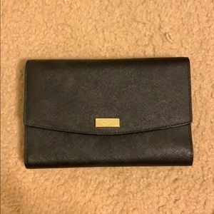 Cross body Kate space